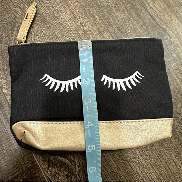 Ipsy Eyelash Mini Makeup Pouch Zip Closure Bag Organizer Pens Black Gold Beauty - Picture 8 of 8
